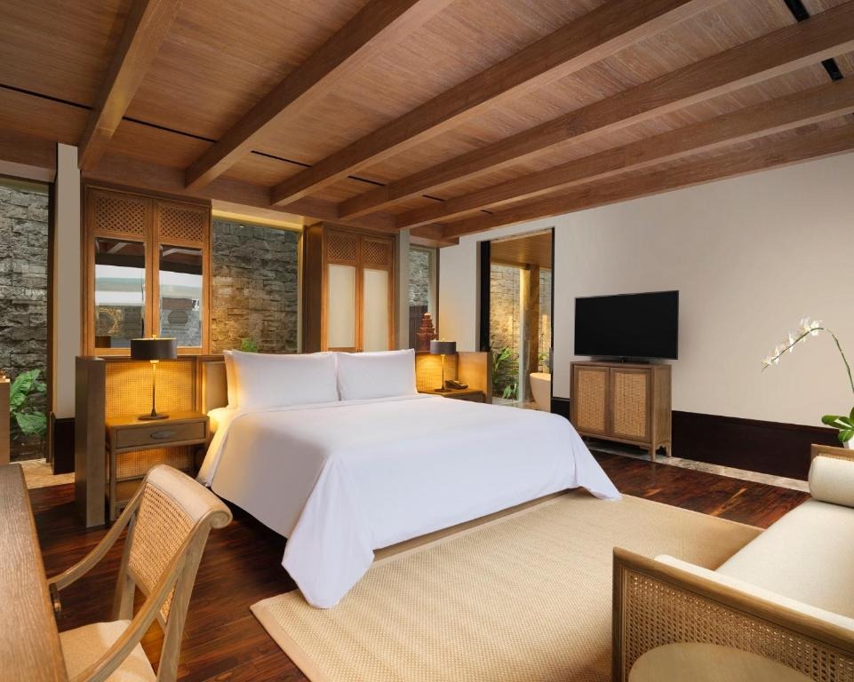 هتل آپوروا کمپینسکی کوتا